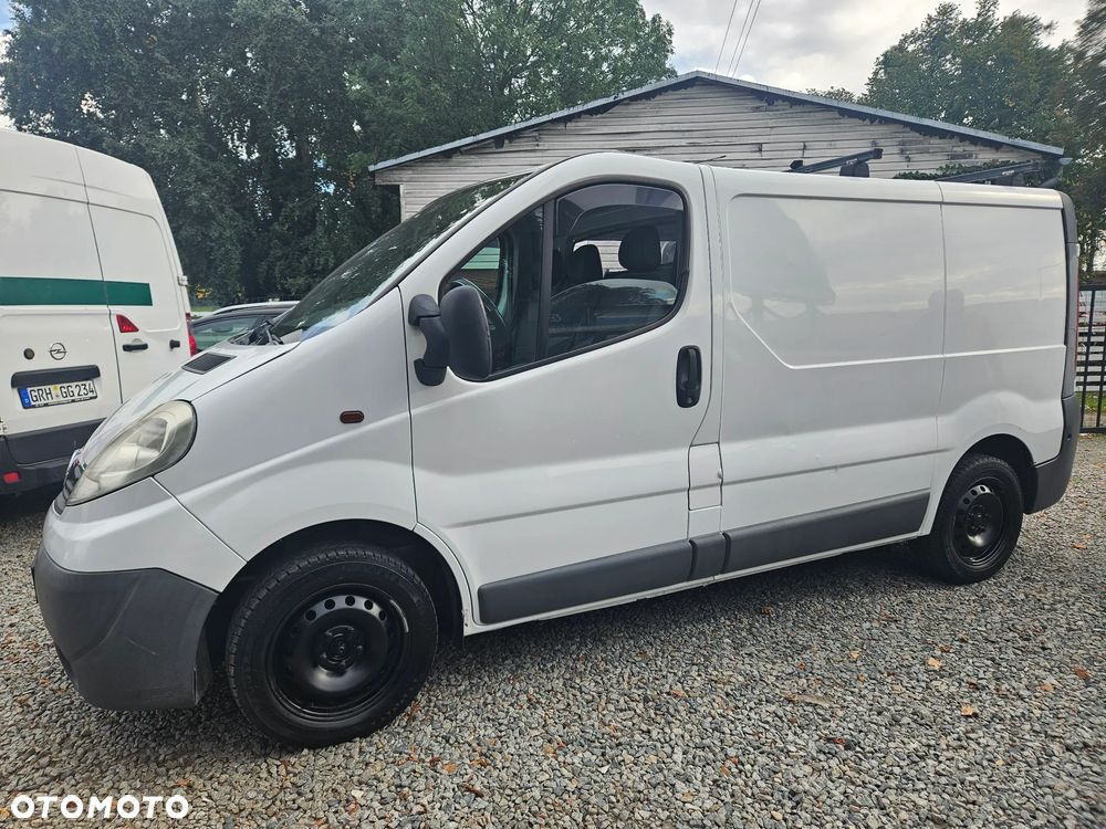 Opel VIVARO - 9