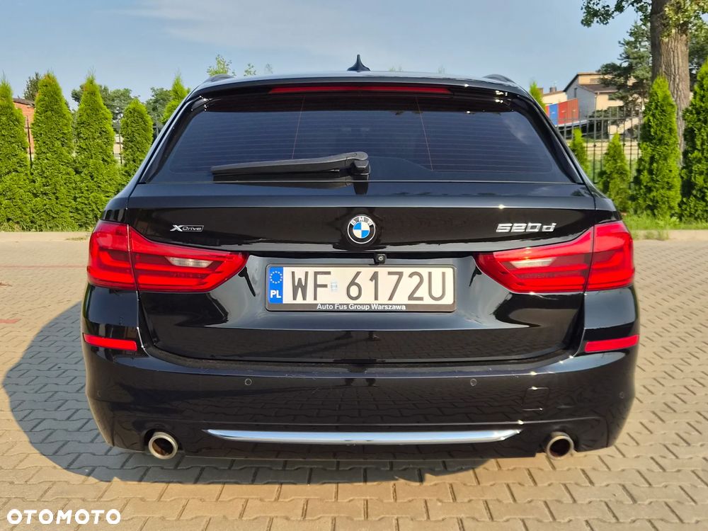 BMW Seria 5 520d xDrive Luxury Line sport - 34