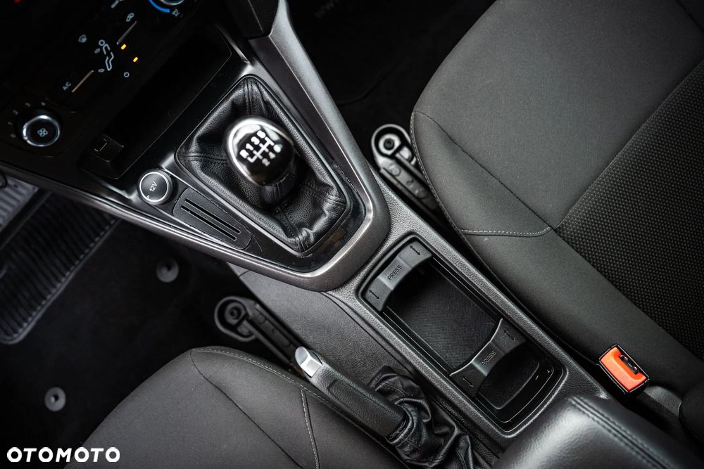 Ford Focus 1.6 TDCi Gold X - 17