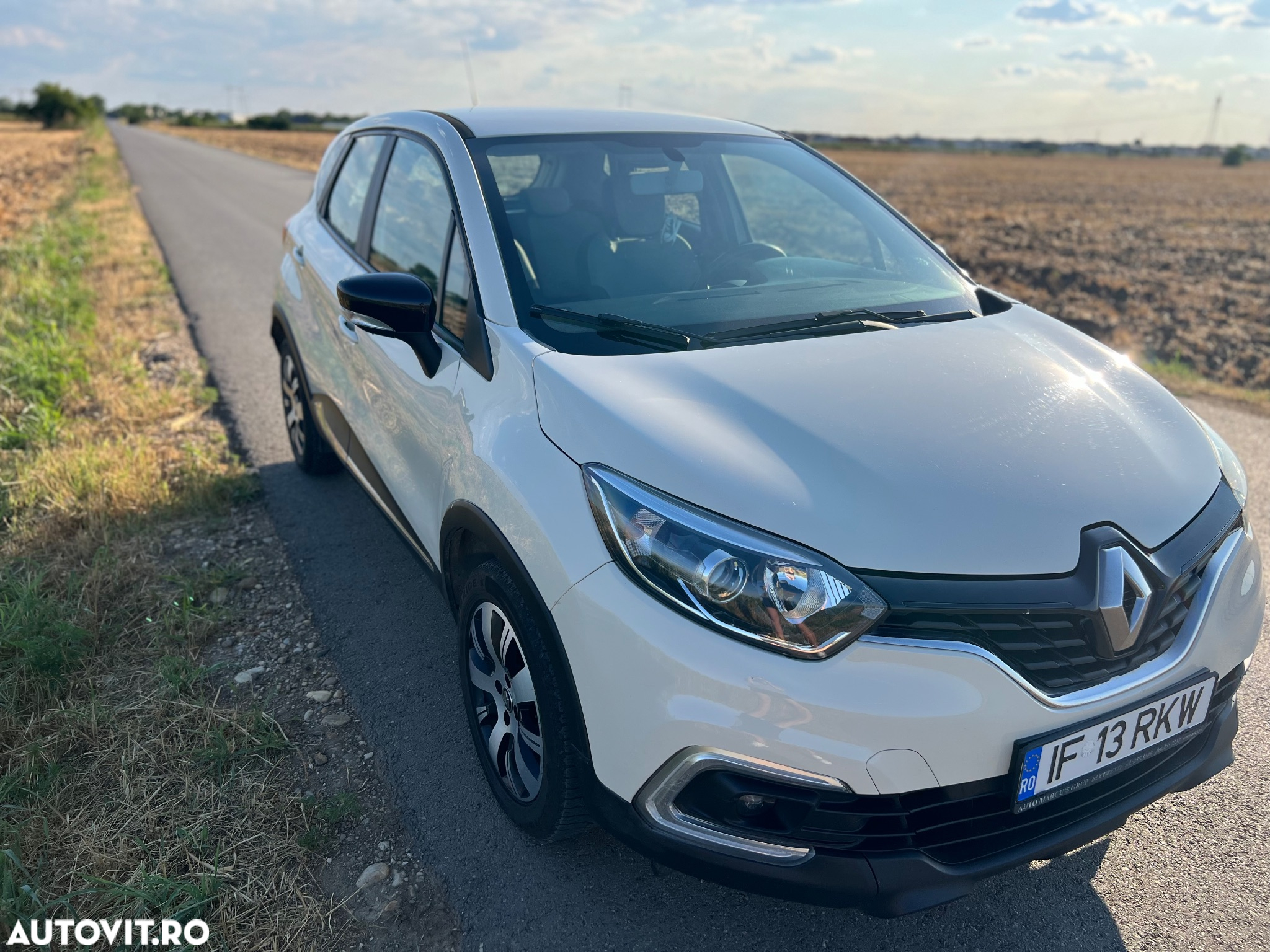 Renault Captur TCe Life Evo - 5