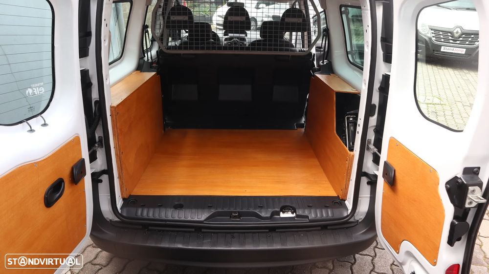 Renault Kangoo 1.5 dCi 90 Maxi 5 lugares - 6