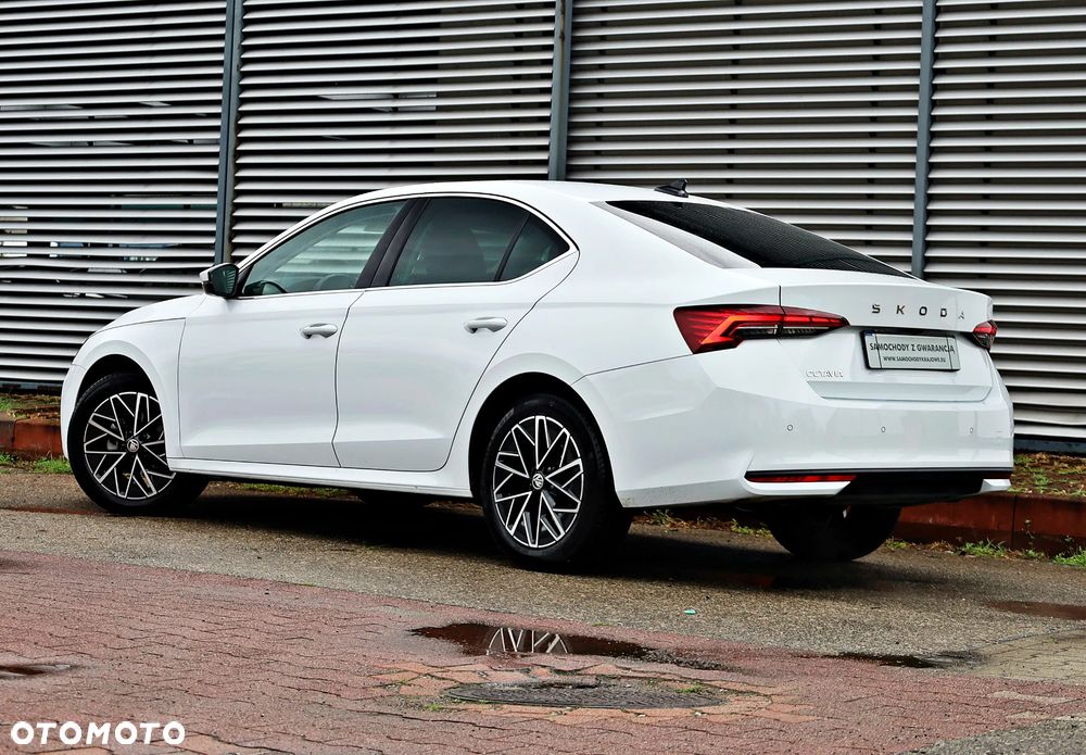 Skoda Octavia 2.0 TDI Selection DSG - 8