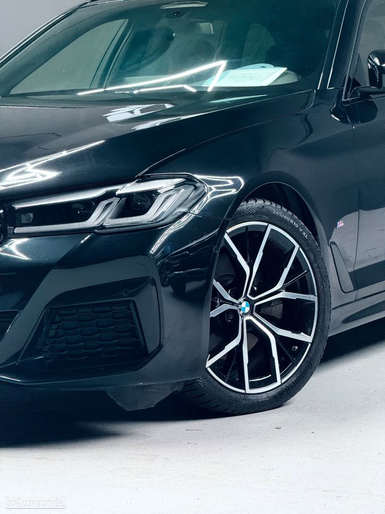 BMW 520 d xDrive Pack Desportivo M Pro - 4