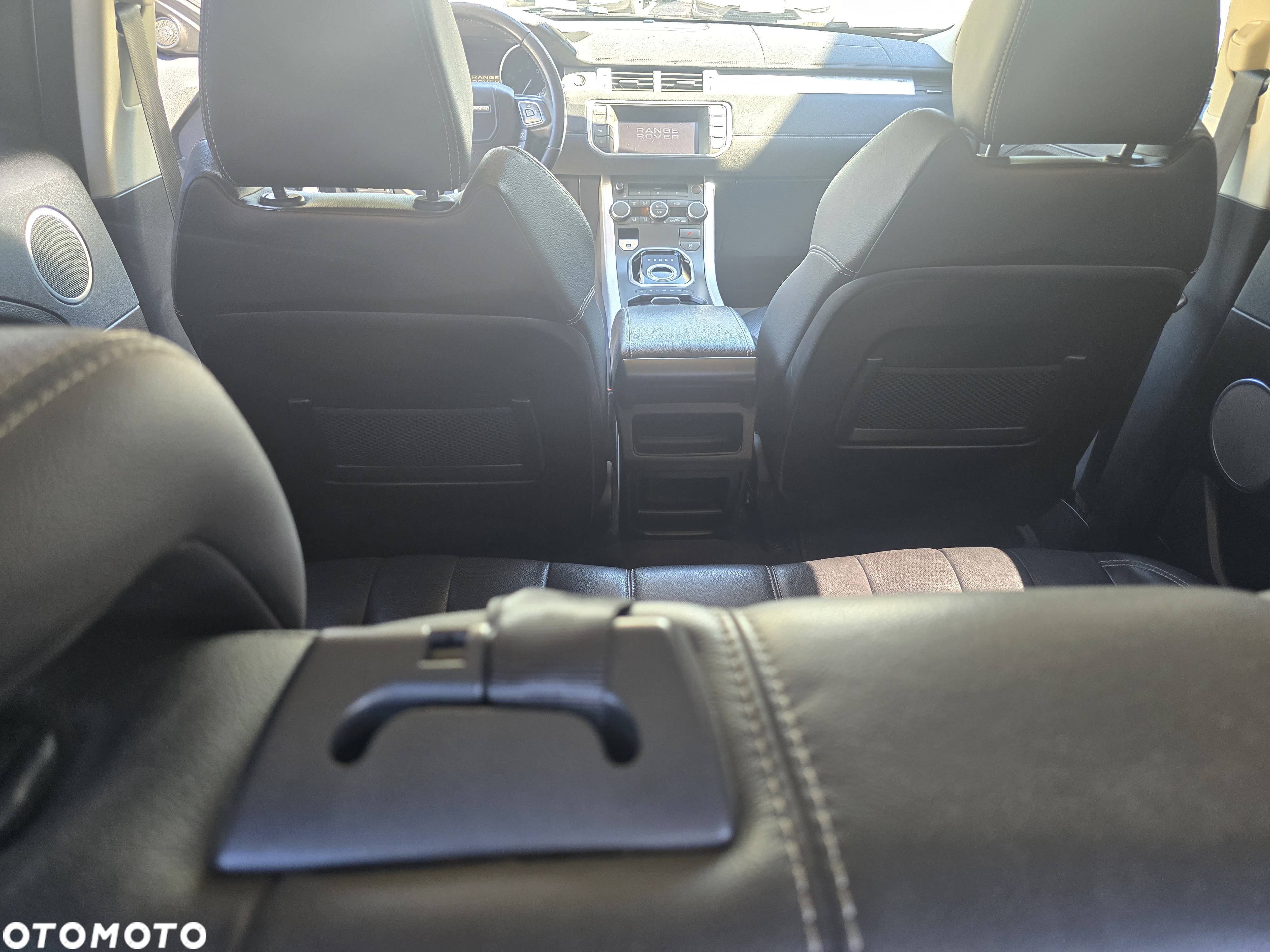Land Rover Range Rover Evoque Si4 SkyView Edition - 24