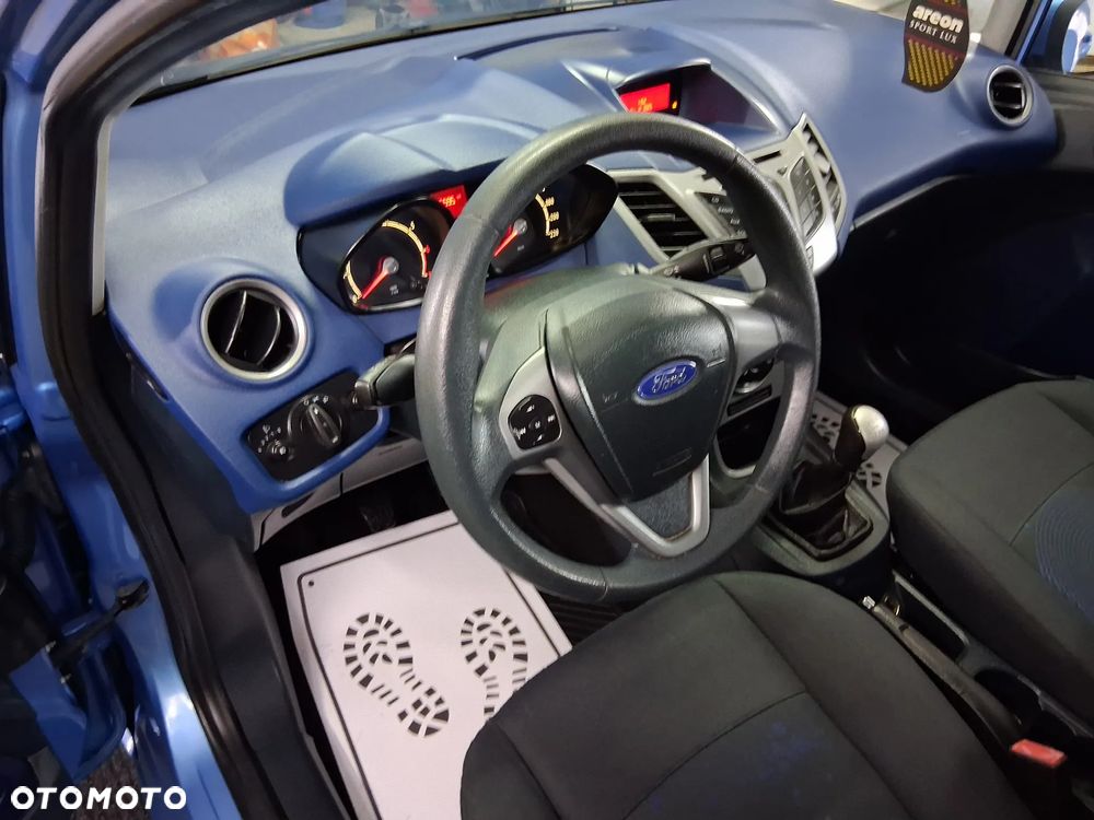 Ford Fiesta 1.25 Trend - 31