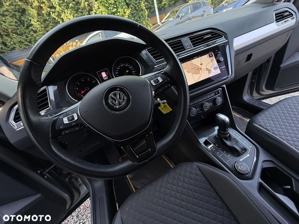 Volkswagen Tiguan - 31