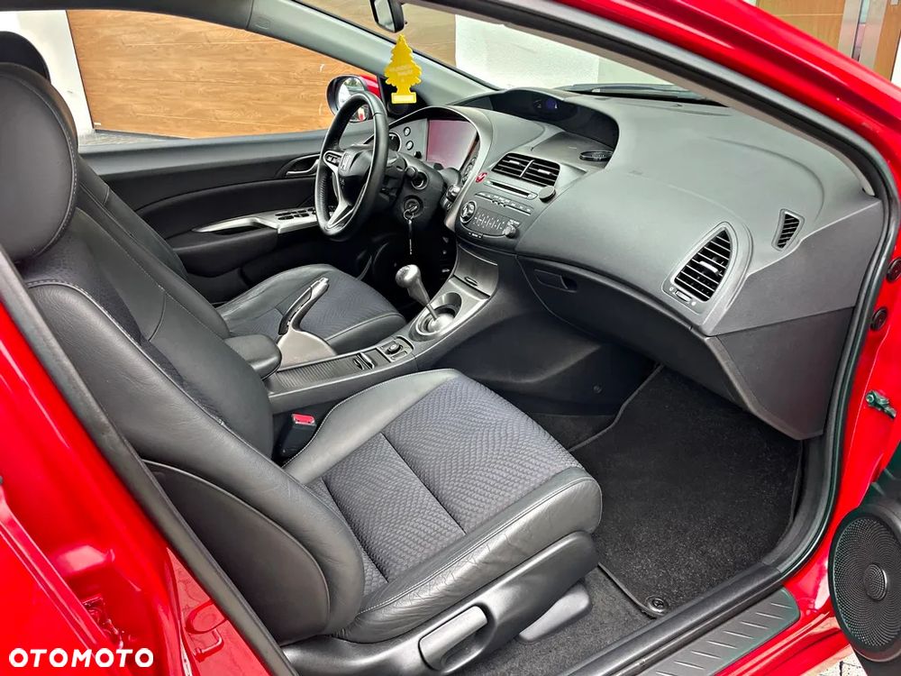 Honda Civic 1.8i-VTEC Sport - 22
