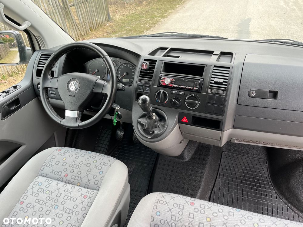 Volkswagen Transporter - 16