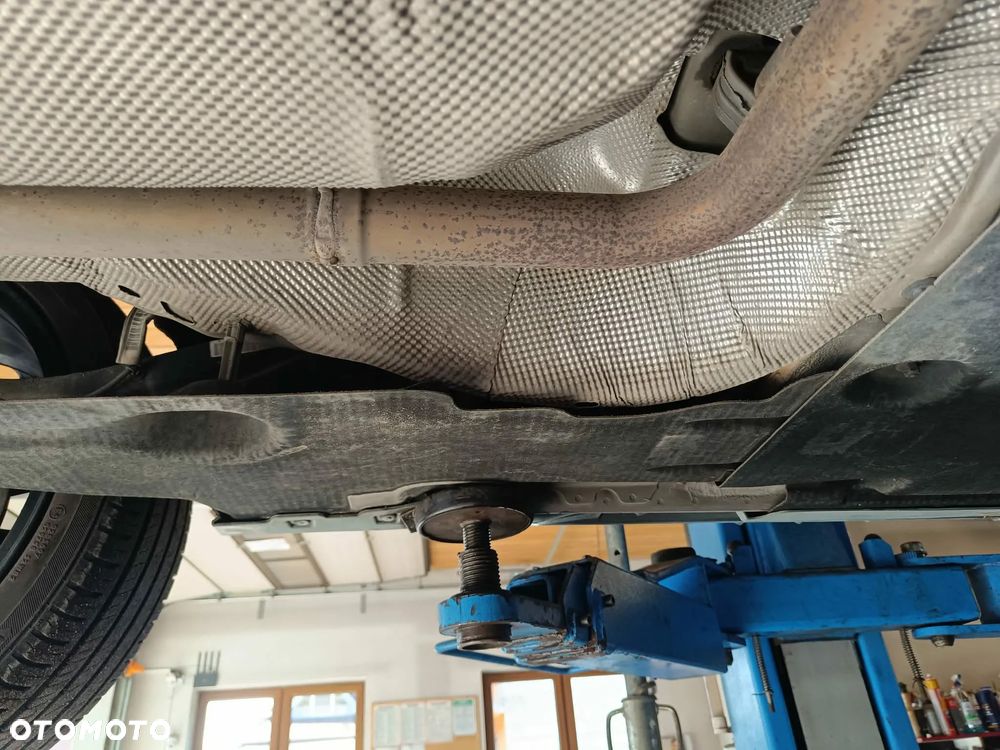 Volvo V40 D2 Momentum - 24