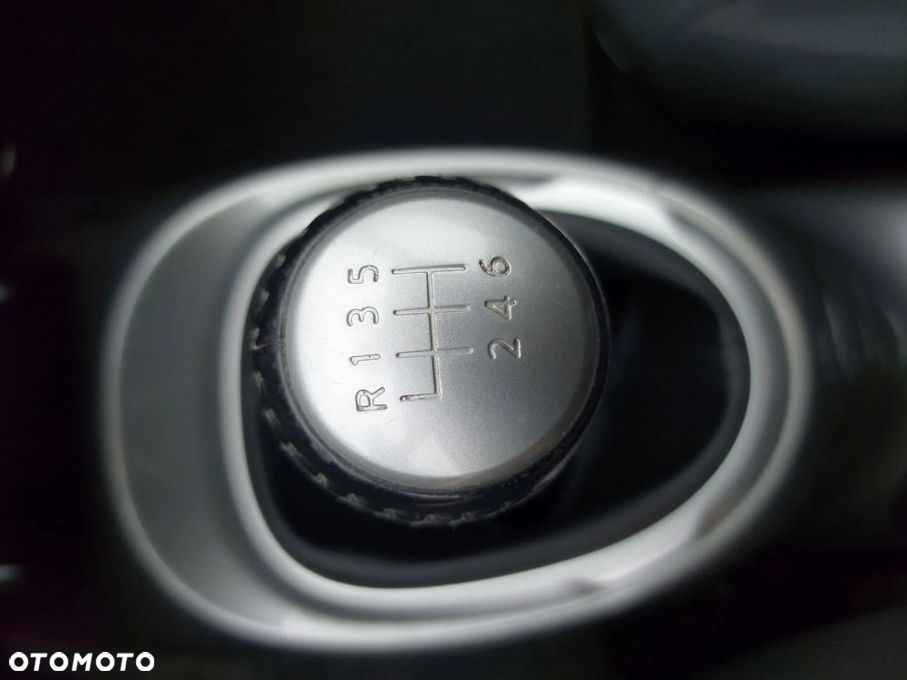 Nissan Juke 1.5 dCi Acenta S&S - 14