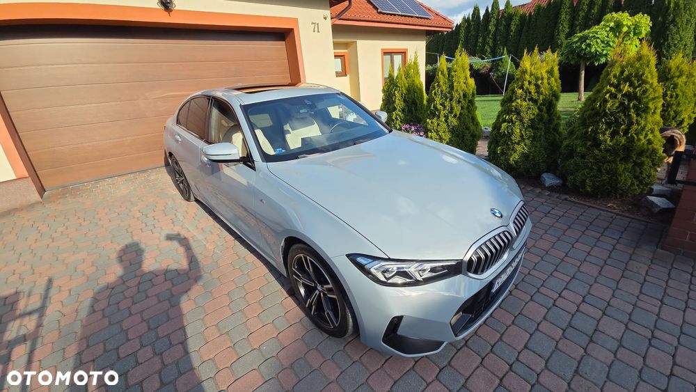 BMW Seria 3 330d xDrive mHEV M Sport sport - 2