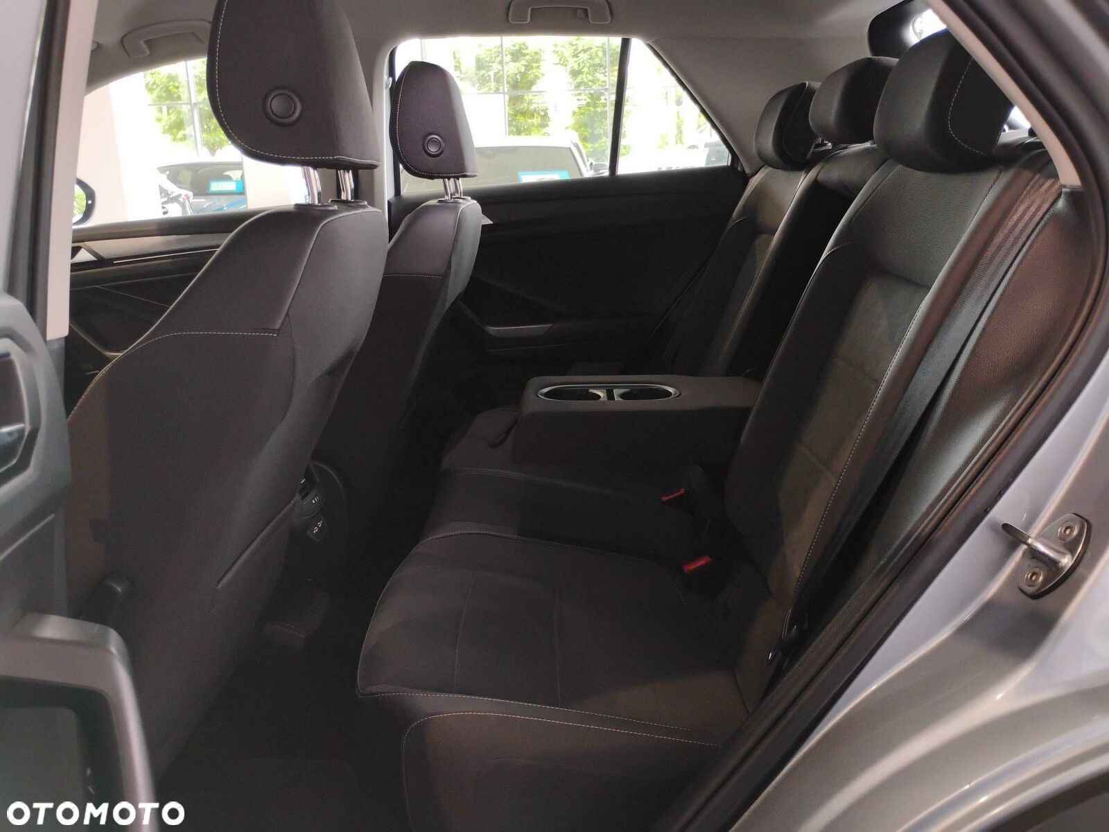 Volkswagen T-Roc 1.5 TSI Style DSG - 28