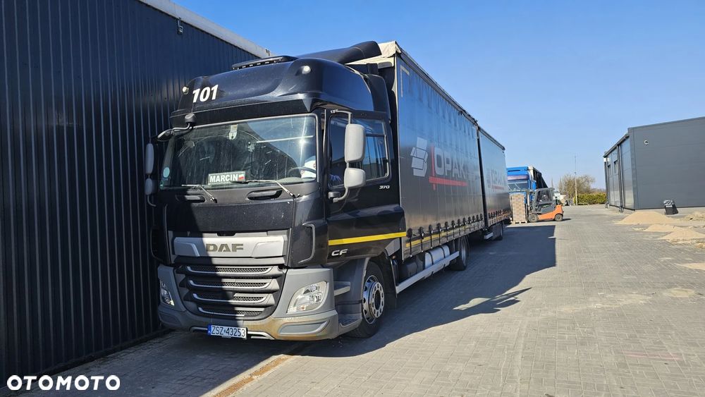 DAF CF 370FA Low Deck - 1