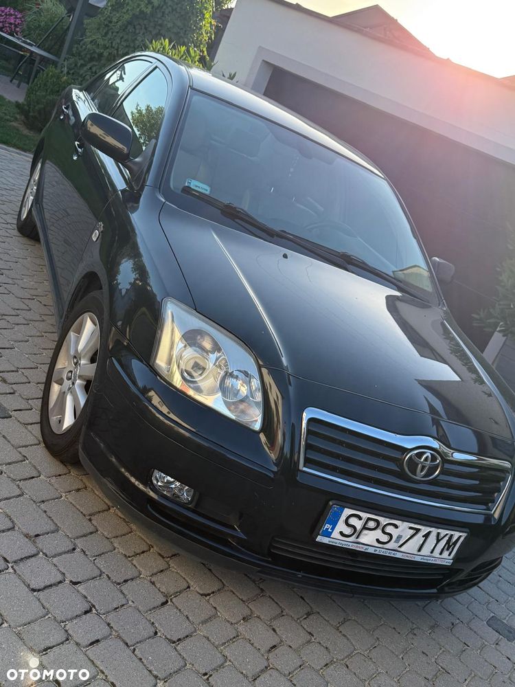Toyota Avensis 2.0 D-4D Prestige - 1