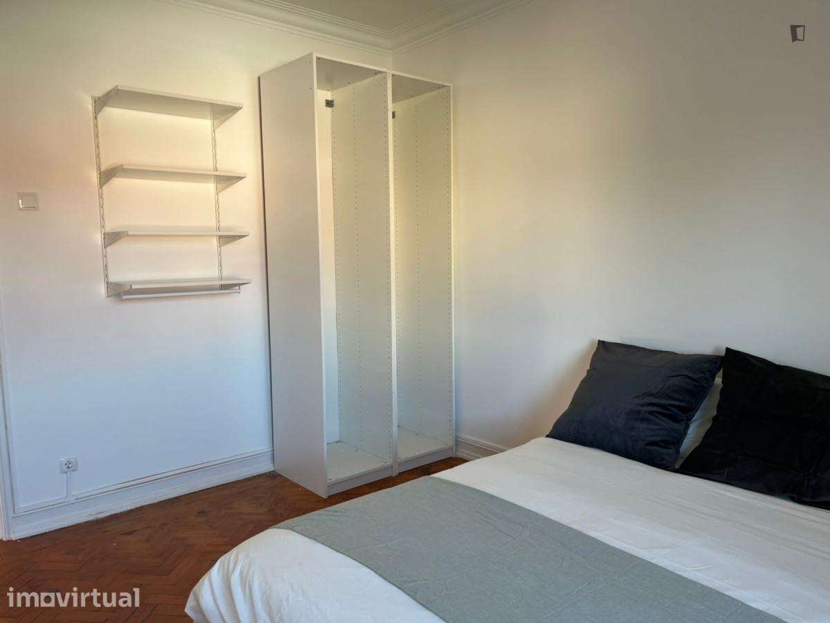 Quarto - localizado em Alvalade Lisbon - Grande imagem: 2/13