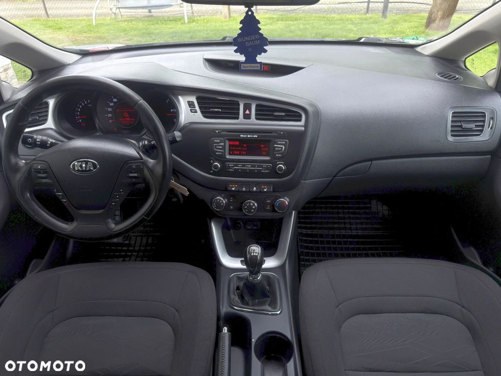 Kia Ceed 1.4 CVVT Attract plus - 15