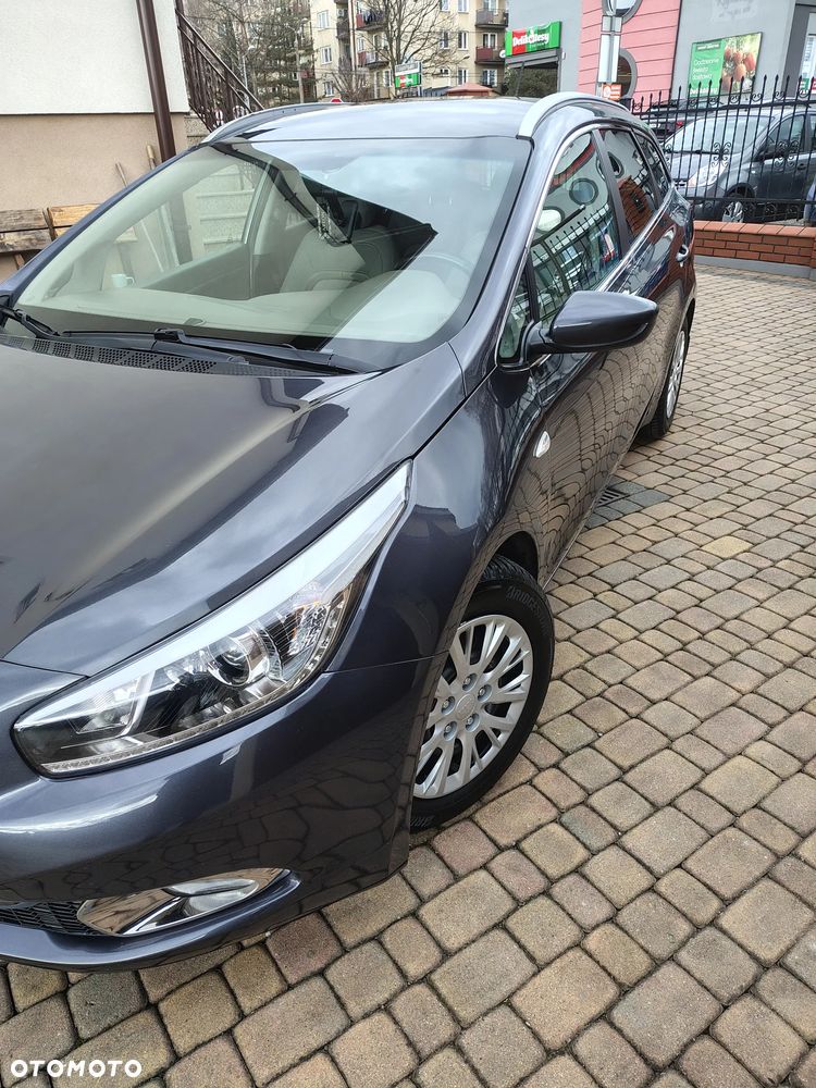 Kia Ceed 1.6 GDI Business Line - 10