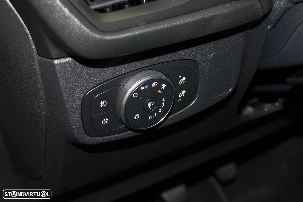 Ford Focus 1.0 EcoBoost MHEV ST-Line - 10