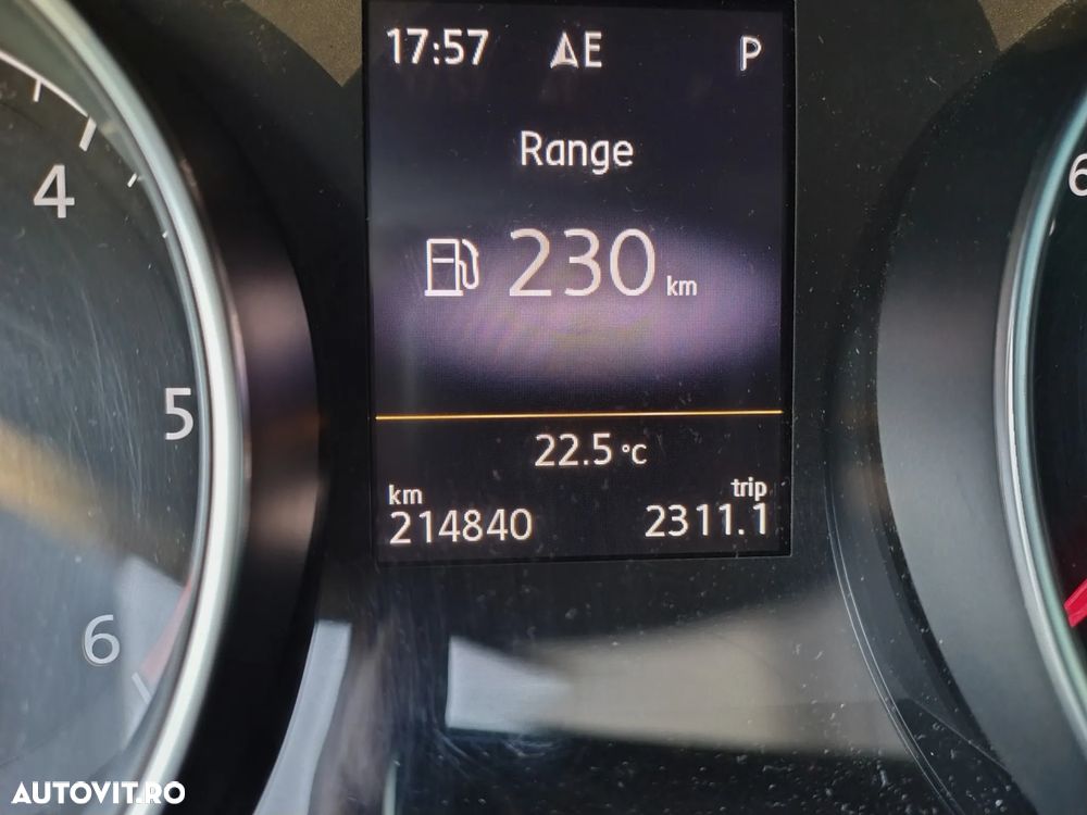 Volkswagen Golf 2.0 TDI (BlueMotion Technology) DSG Highline - 5