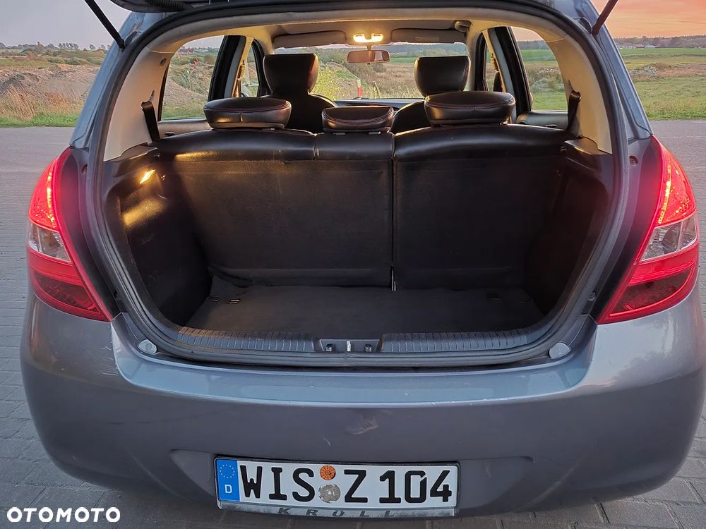Hyundai i20 1.6 CRDi Style - 12