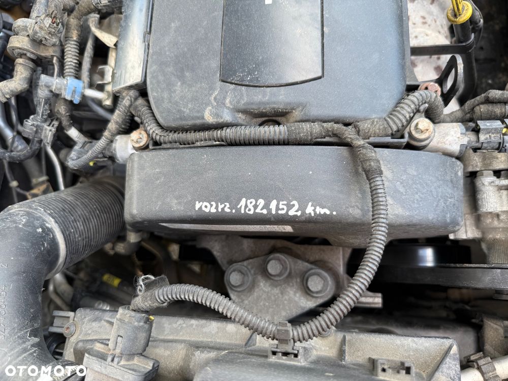 Opel Insignia 1.8 - 12
