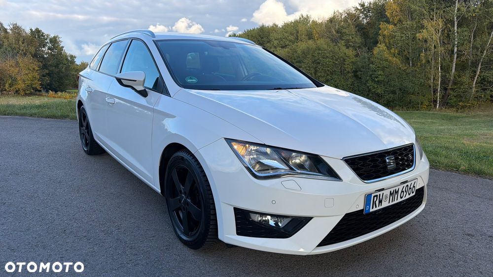Seat Leon 2015 photo 2