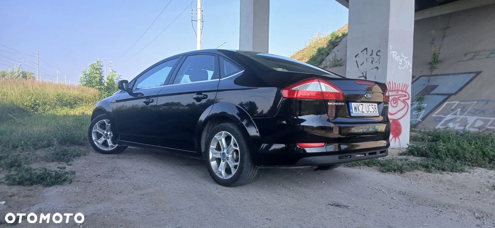 Ford Mondeo 1.8 Ambiente - 4