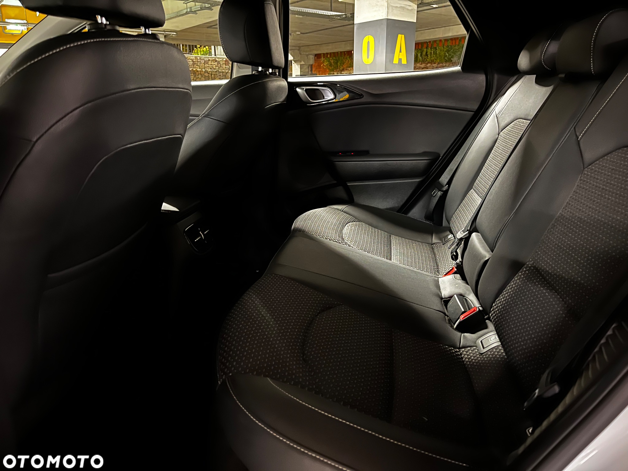 Kia XCeed 1.6 GDI DCT6 OPF Plug-in-Hybrid SPIRIT - 35
