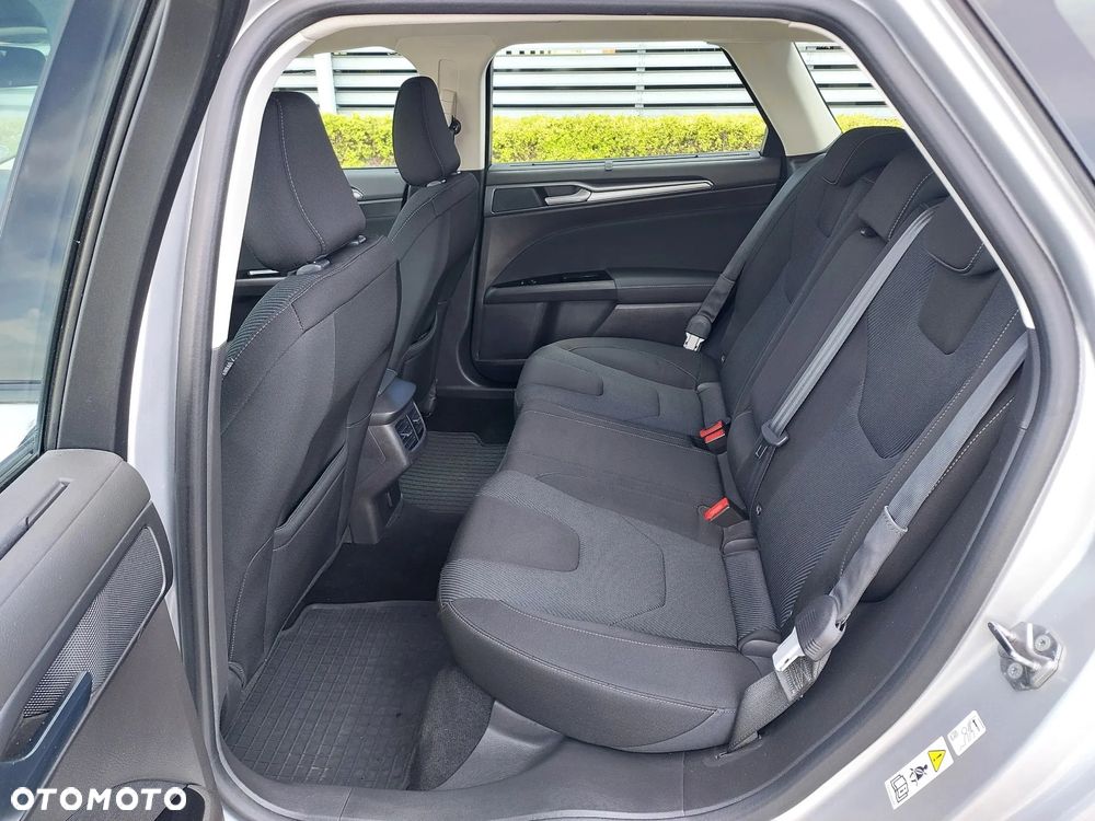 Ford Mondeo Turnier 2.0 TDCi Start-Stopp PowerShift-Aut Business Edition - 23