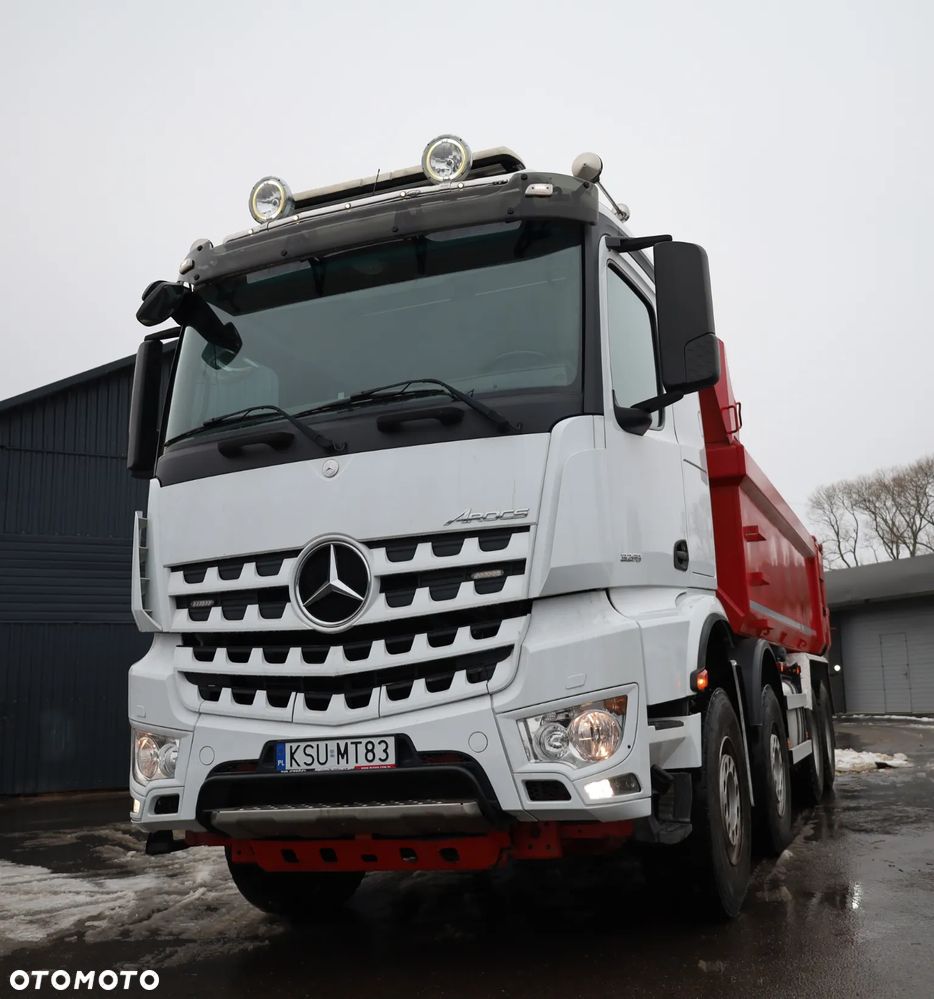 Mercedes-Benz Arocs 3253 8x4 - 6