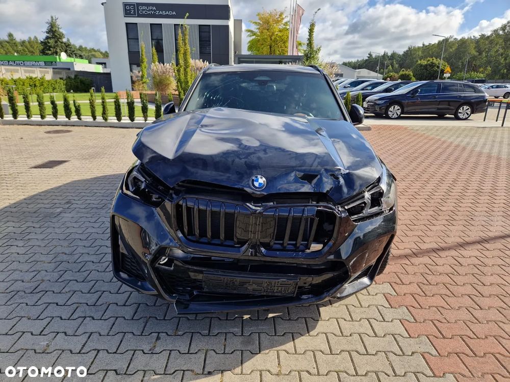 BMW X1 xDrive23i mHEV M Sport - 4