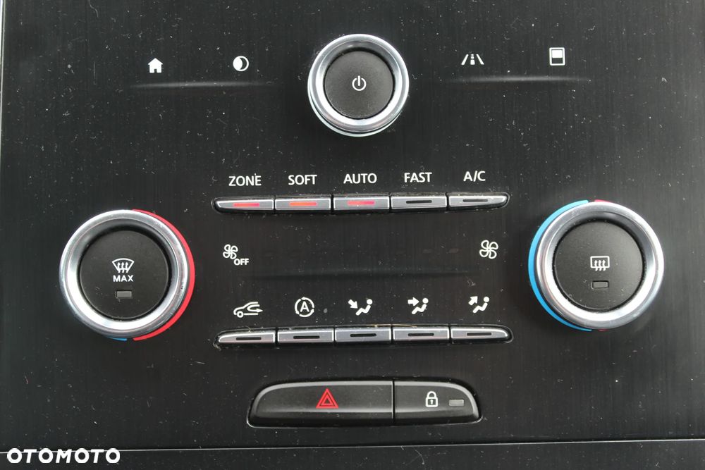 Renault Scenic BLUE dCi 120 LIMITED - 26