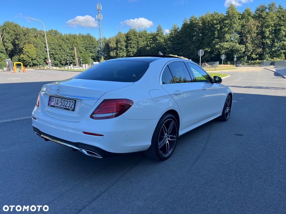 Mercedes-Benz Klasa E 220 d 9G-TRONIC - 4