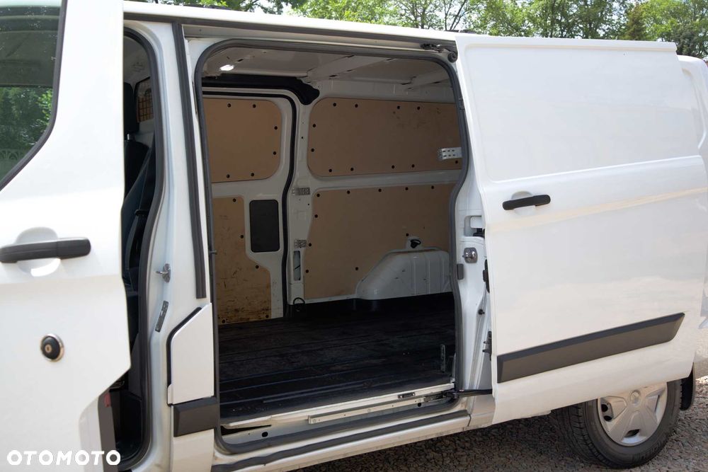 Ford Transit Custom L2H1 - 14