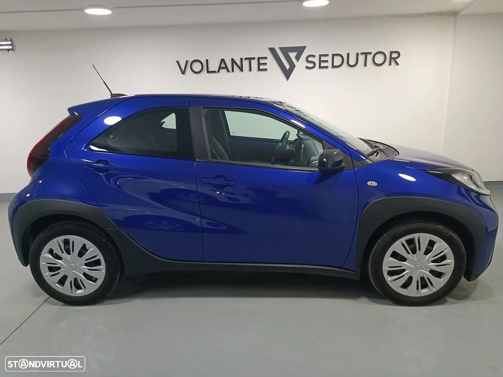 Toyota Aygo X Play - 6