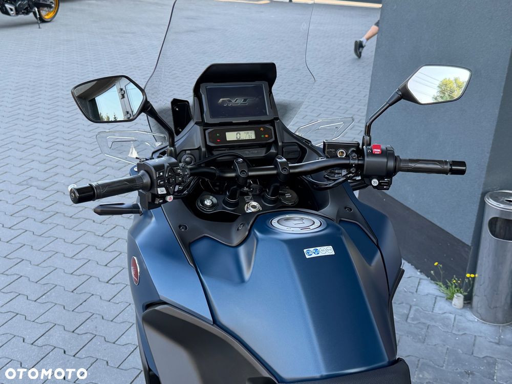 Honda NT - 24