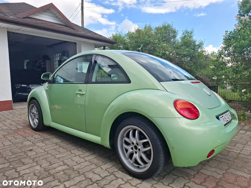 Volkswagen New Beetle - 3