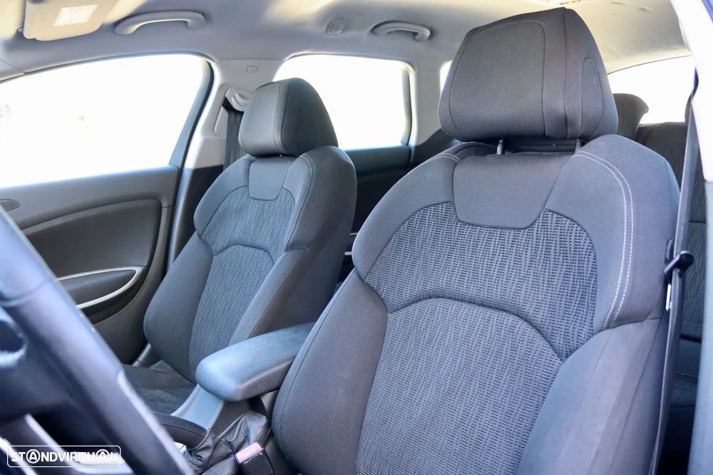 Citroën C5 Tourer e-HDi 115 EGS6 FAP Selection - 16