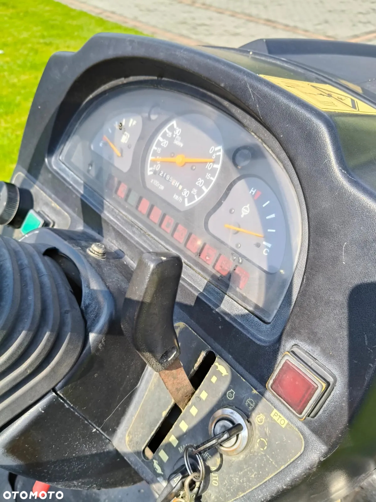 JCB 335 HST - 11