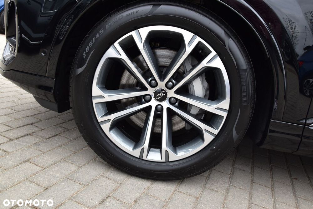 Audi Q7 - 7