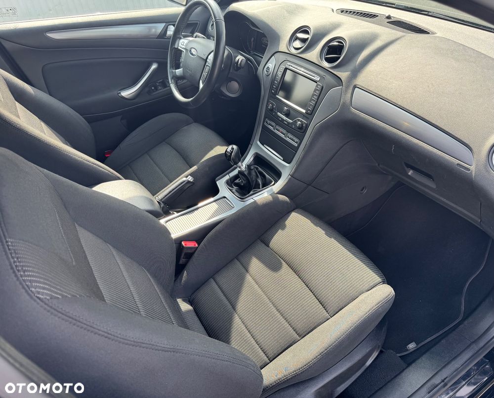 Ford Mondeo 2.0 TDCi Titanium X - 17