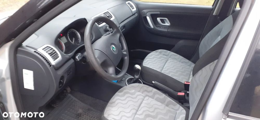 Skoda Fabia - 8