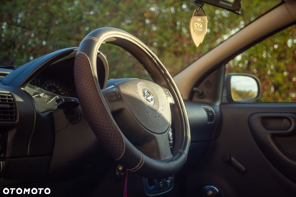 Opel Corsa - 4