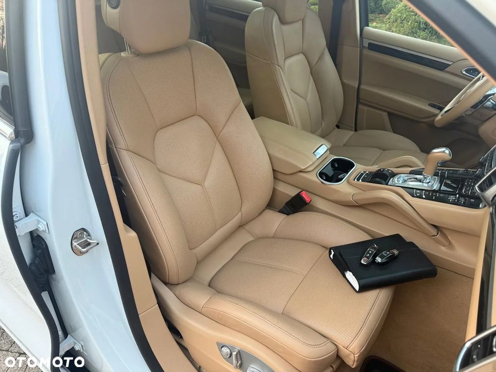 Porsche Cayenne Tiptronic S - 20