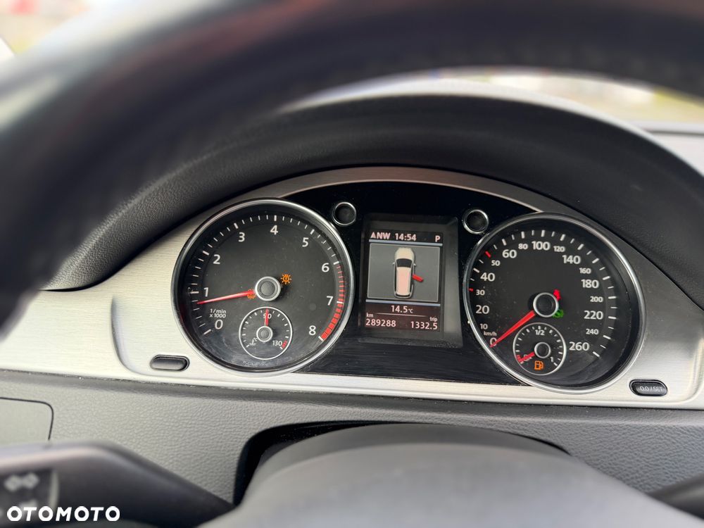 Volkswagen Passat 1.4 TSI DSG BlueMotion Technology Highline - 11