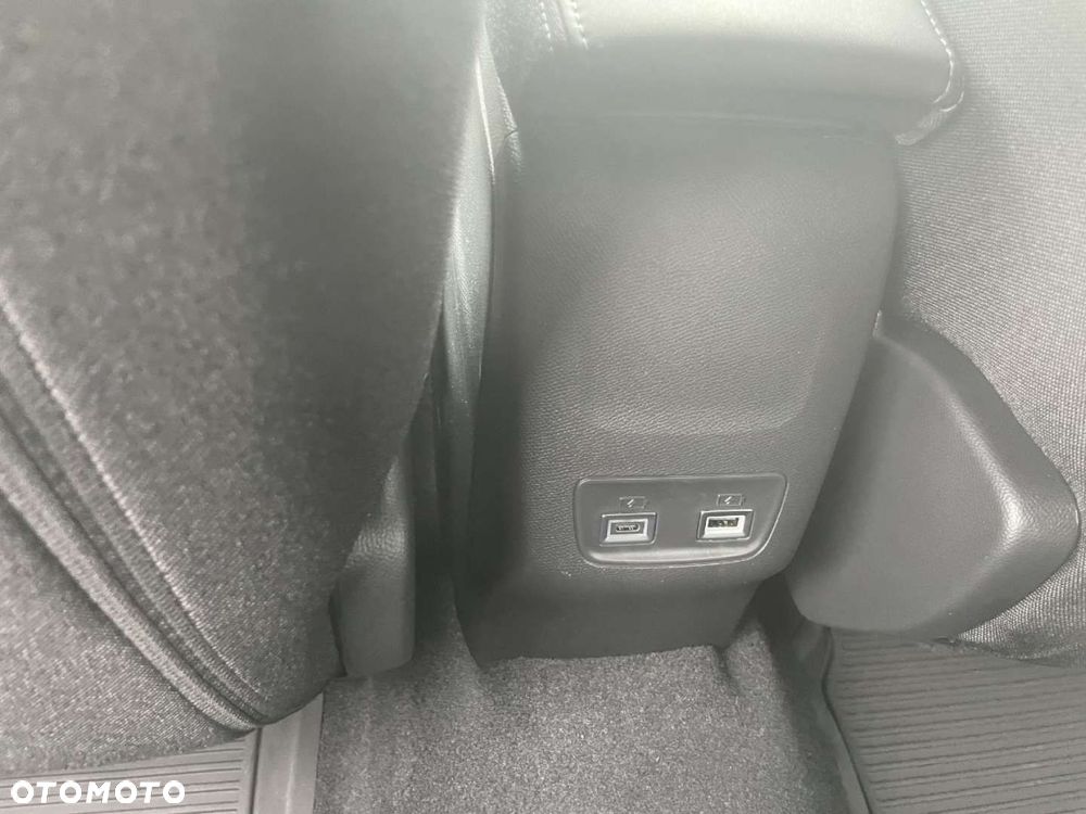 Peugeot 2008 - 14