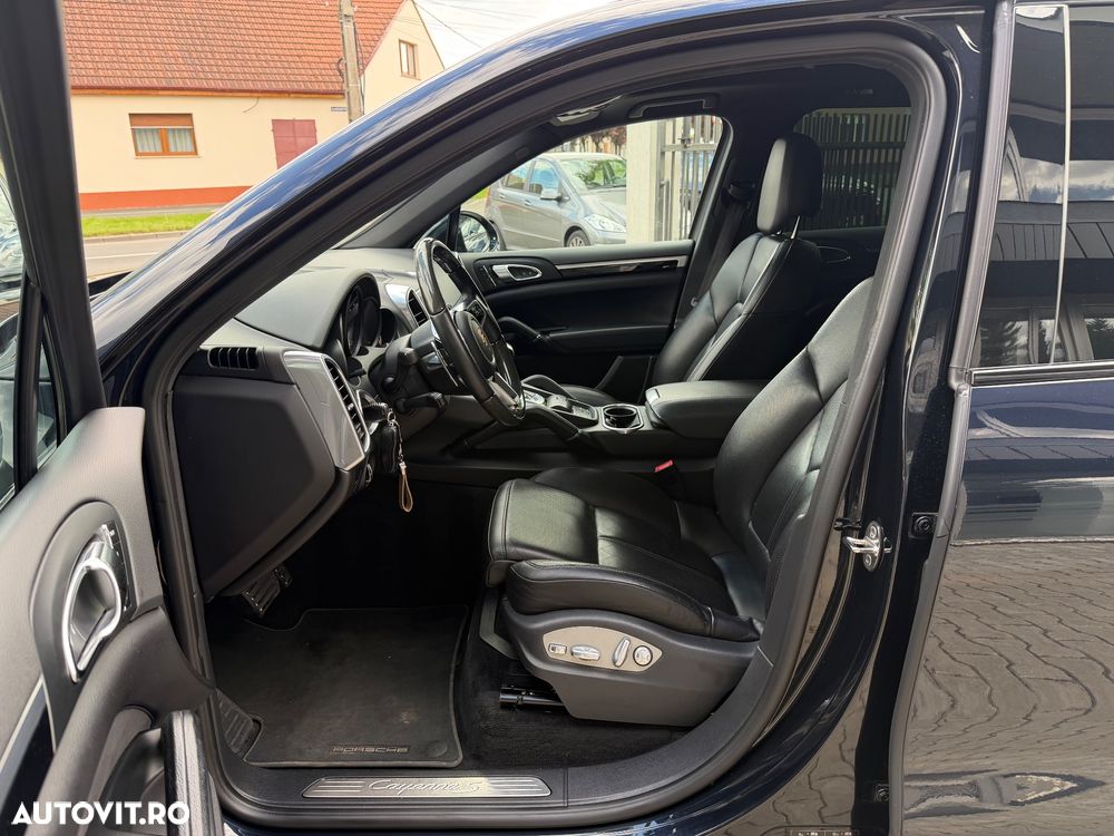 Porsche Cayenne S Tiptronic S - 17
