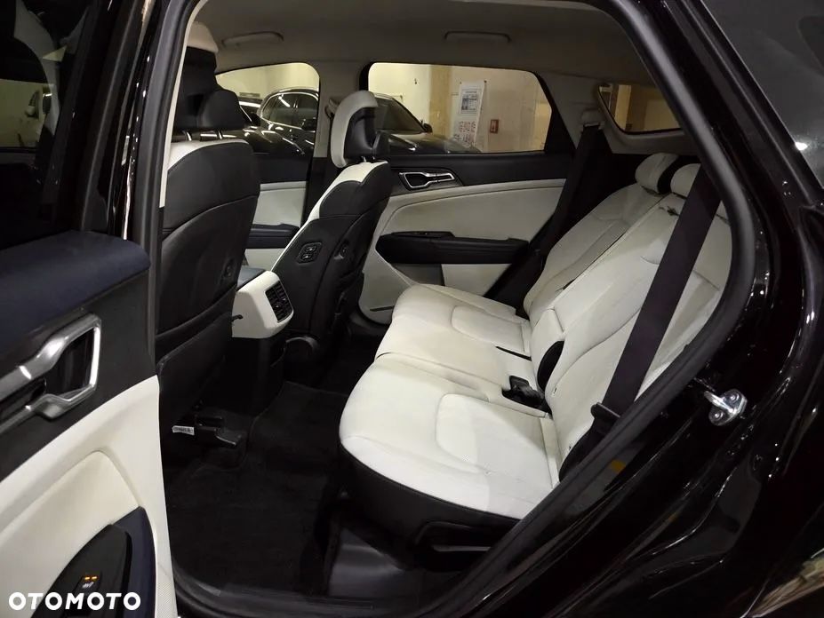 Kia Sportage - 10