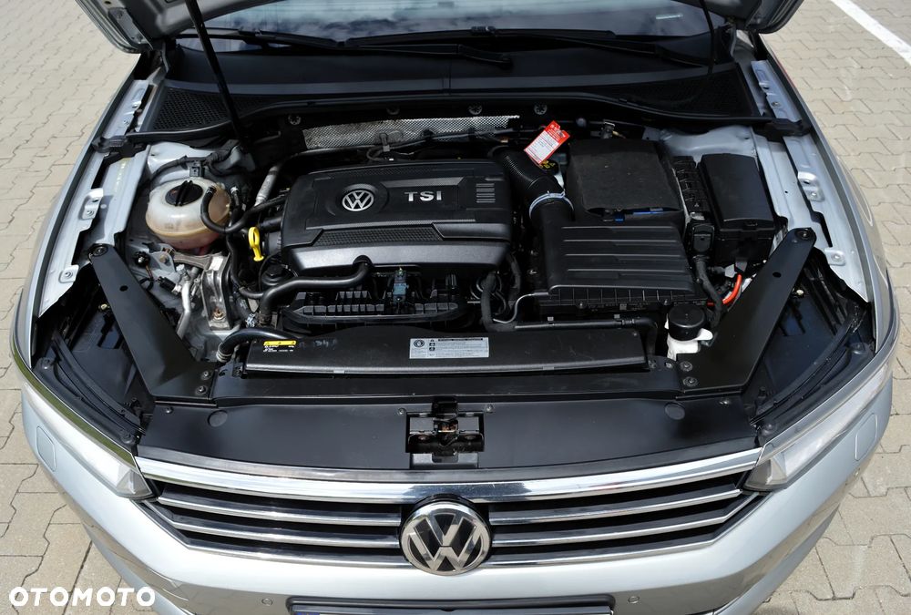 Volkswagen Passat 1.8 TSI BMT Comfortline DSG - 36