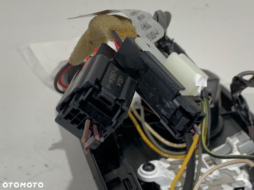 LAMPA SUFITOWA - 127.00 PLN - FORD USA MUSTANG coupe 2014 - 2022 2.3 EcoBoost 233 kW [317 KM] - 3